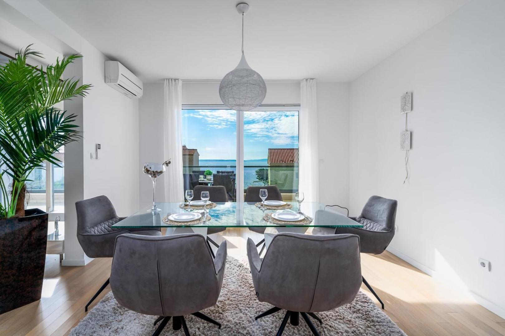 Luxury Villa Lucas With Heated Pool, Whirlpool, Sauna, 14 Pax Подстрана Экстерьер фото